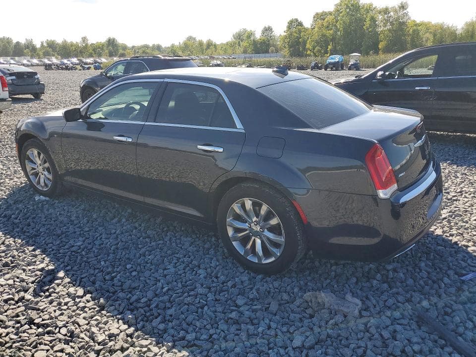 2017 CHRYSLER 300C 2