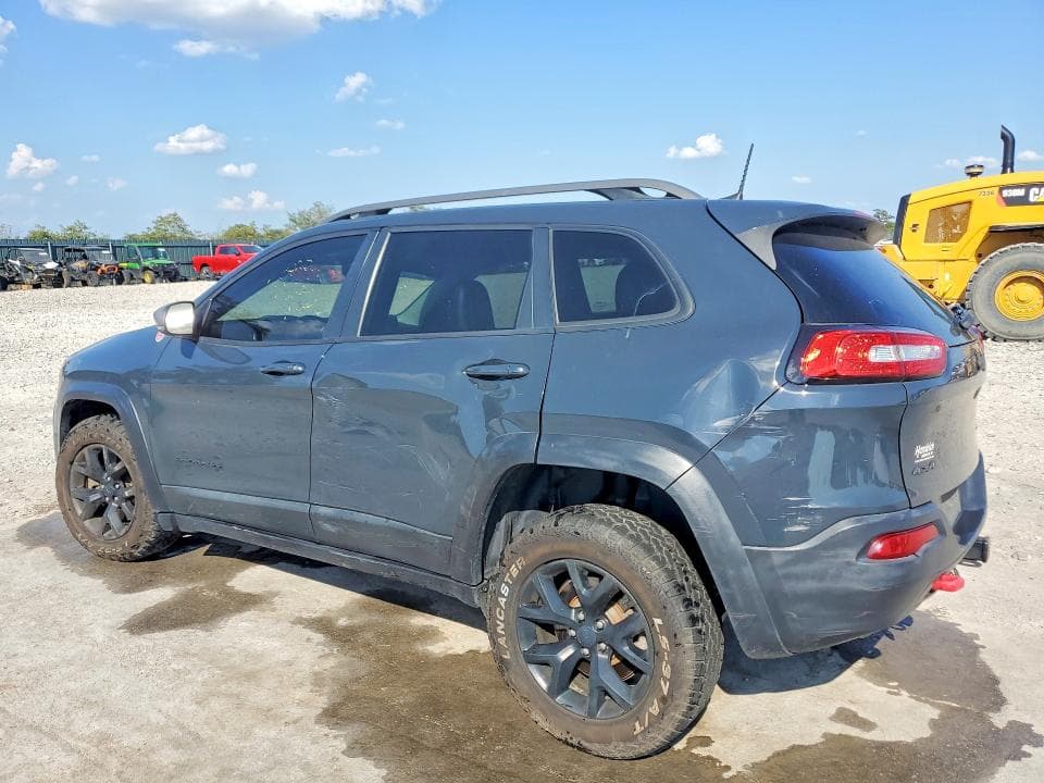 2017 JEEP CHEROKEE TRAILHAWK 2