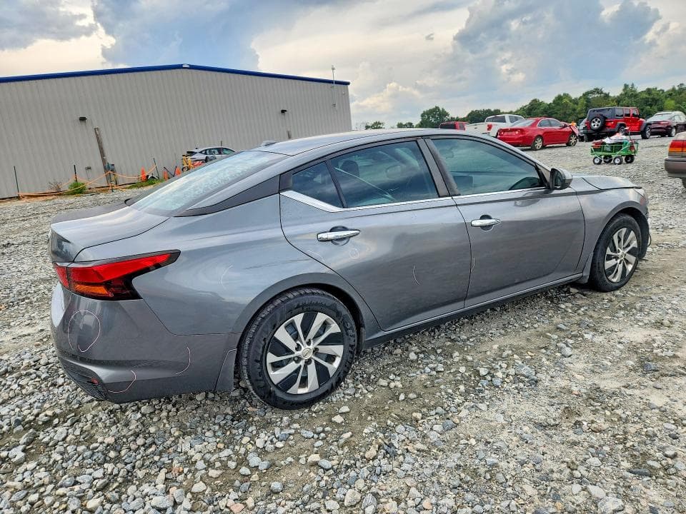 2019 NISSAN ALTIMA S 3