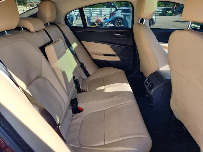 2017 JAGUAR XE PREMIUM 10