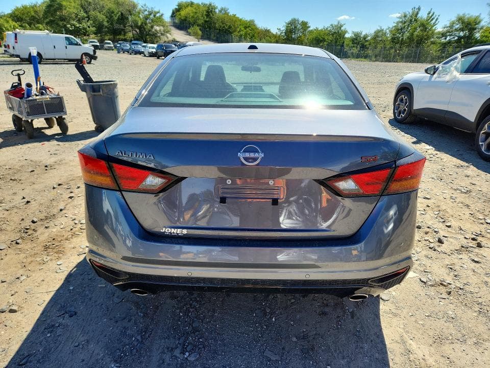 2025 NISSAN ALTIMA SR 6