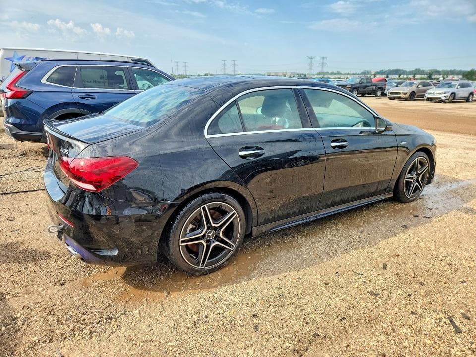 2020 MERCEDES-BENZ A 35 AMG 3