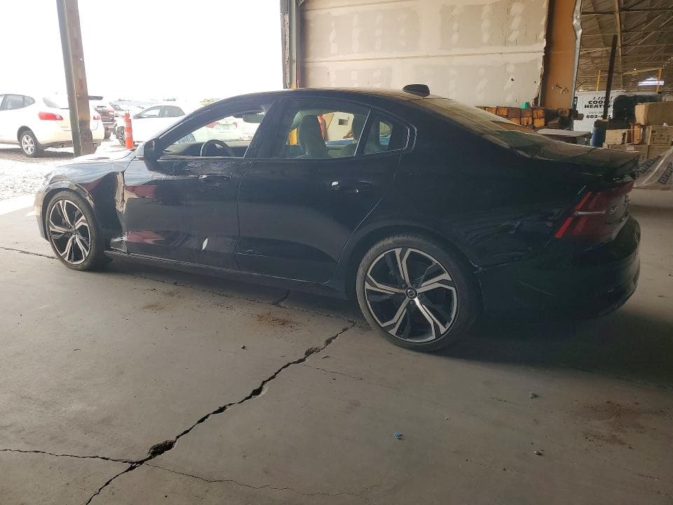 2024 VOLVO S60 PLUS 2