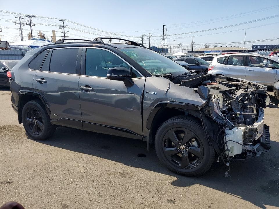 2021 TOYOTA RAV4 XSE 4