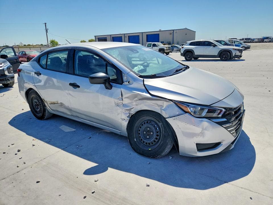 2024 NISSAN VERSA S 4
