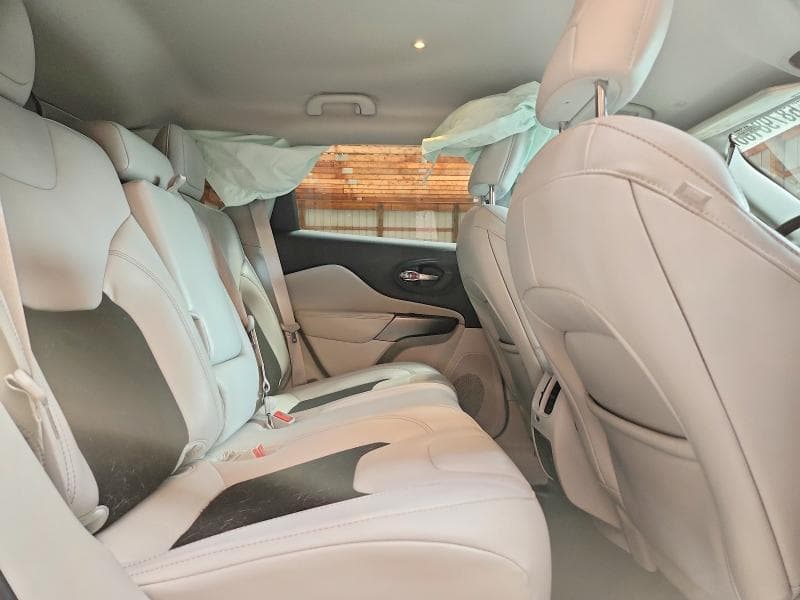2020 JEEP CHEROKEE LATITUDE PLUS 11