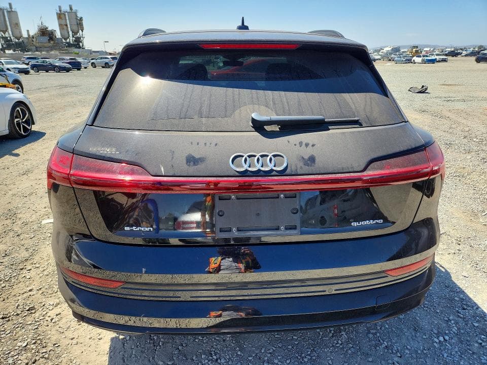 2021 AUDI E-TRON PREMIUM 6