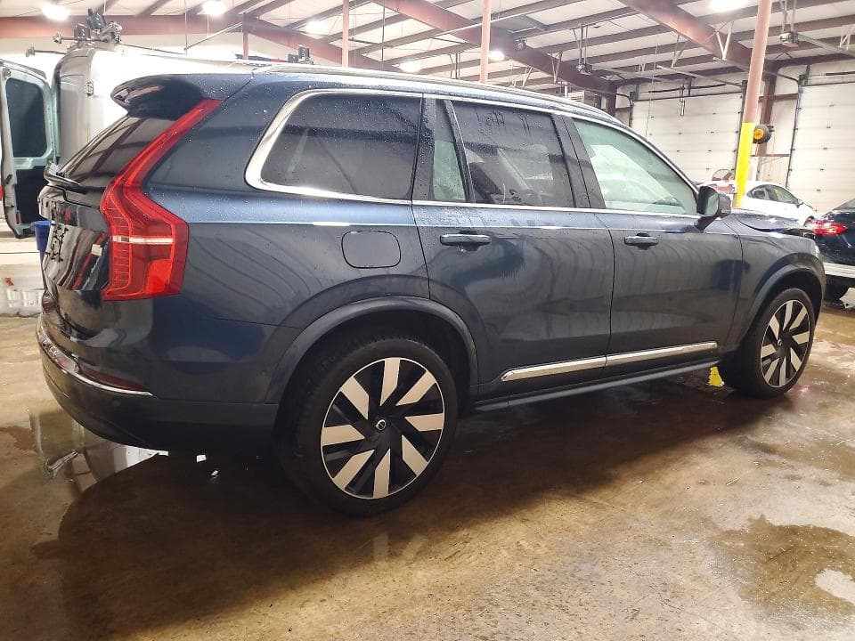 2023 VOLVO XC90 ULTIMATE 3