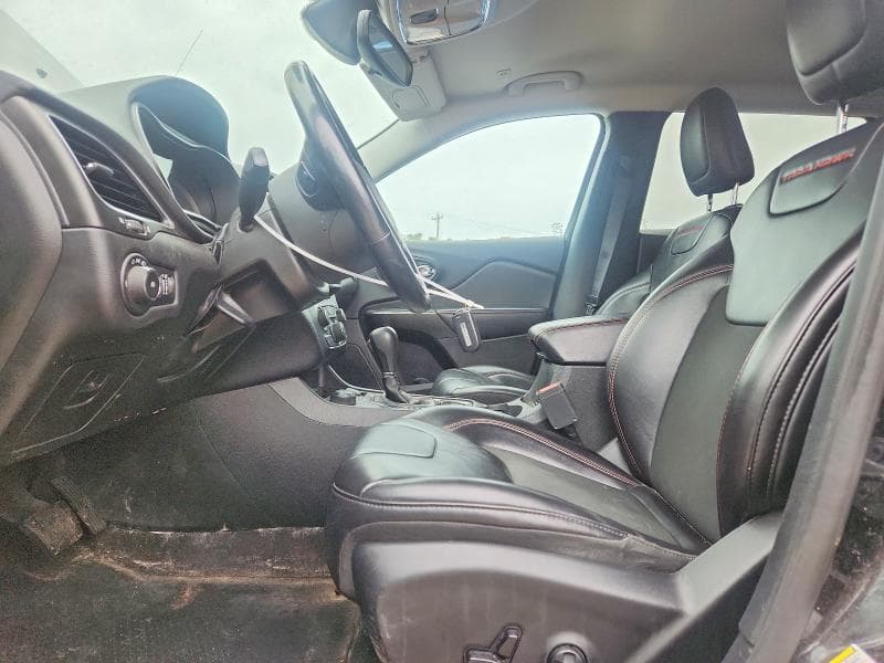 2019 JEEP CHEROKEE TRAILHAWK 7