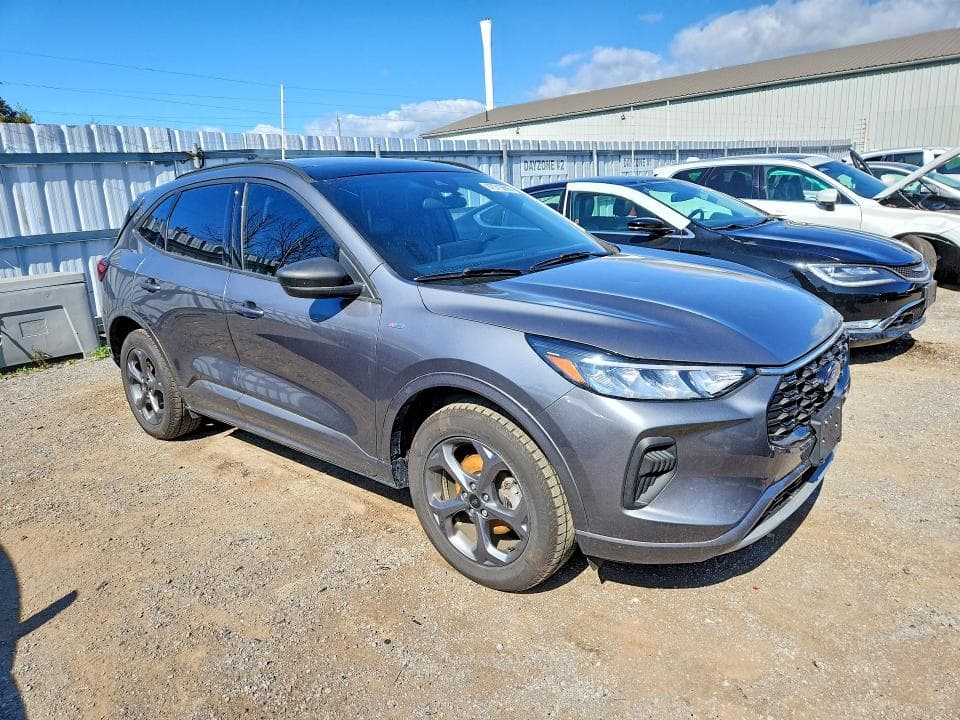 2024 FORD ESCAPE ST LINE 4