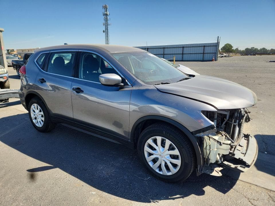 2017 NISSAN ROGUE S 4