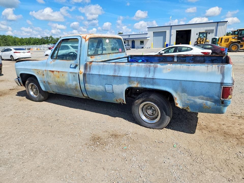 1983 CHEVROLET C10 2