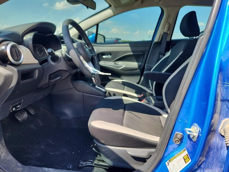 2020 NISSAN VERSA SV 7