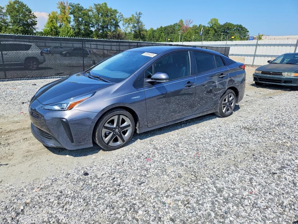 2021 TOYOTA PRIUS XLE