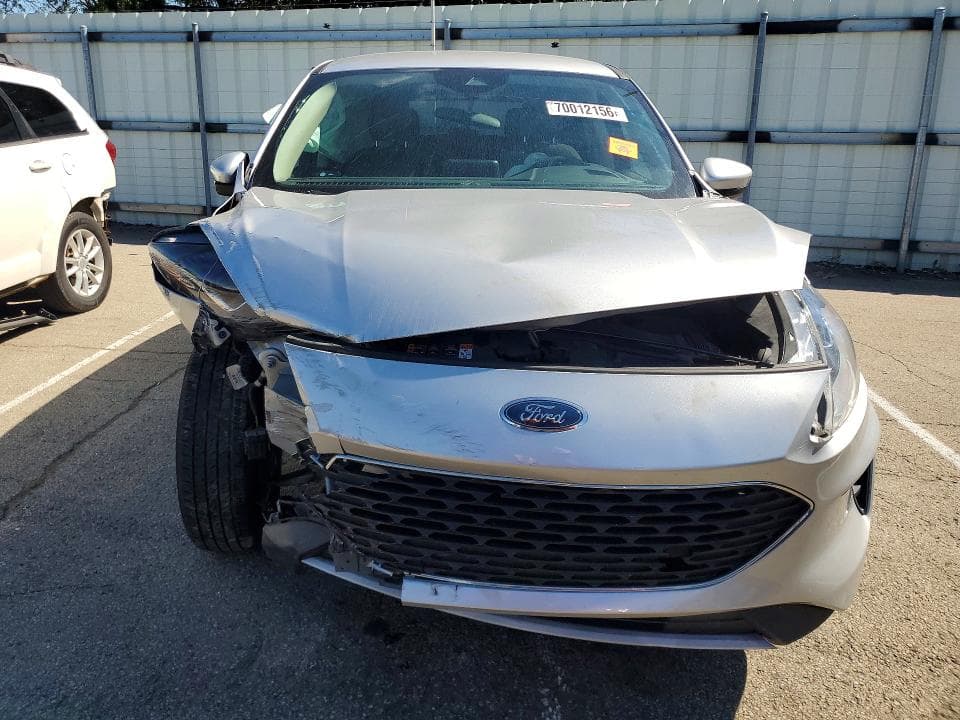 2020 FORD ESCAPE SE 5