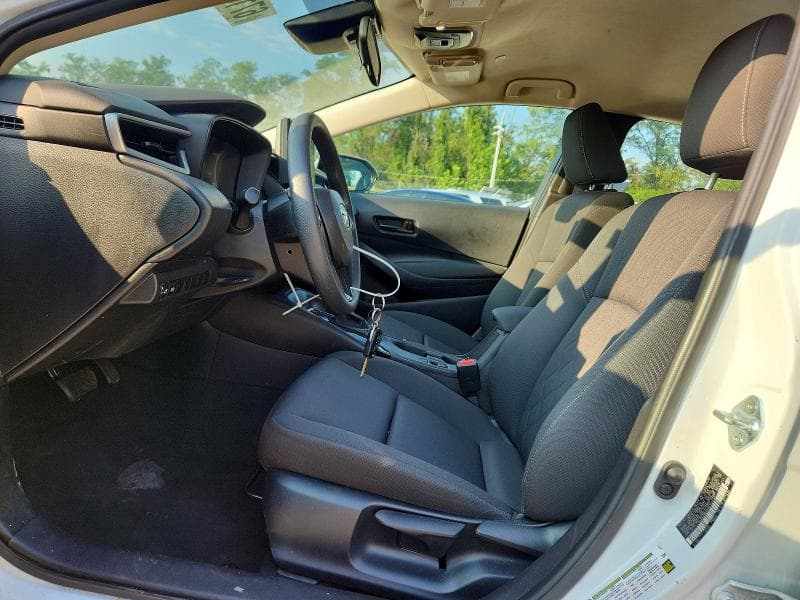 2024 TOYOTA COROLLA LE 7