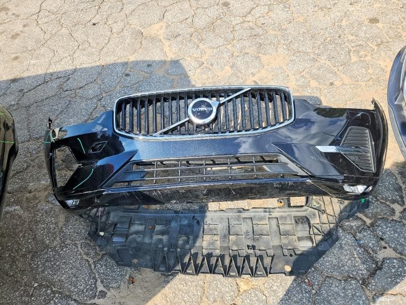 2023 VOLVO XC60 CORE 12