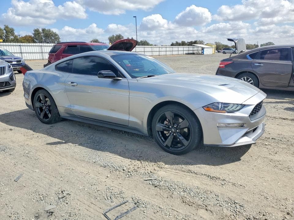 2022 FORD MUSTANG 4