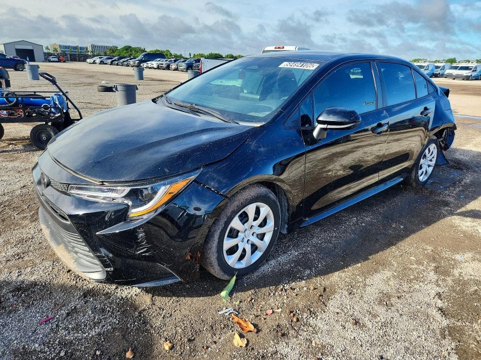 2024 TOYOTA COROLLA LE