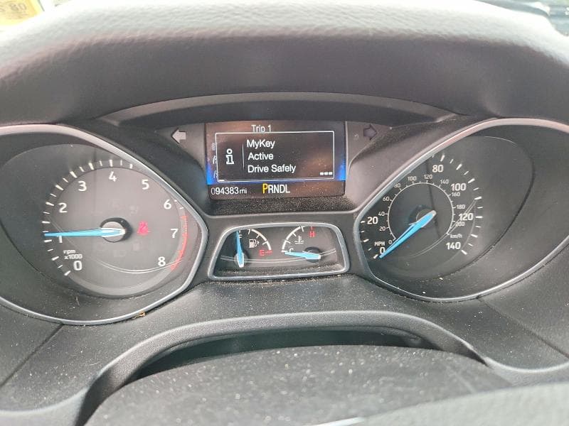 2018 FORD FOCUS S 9