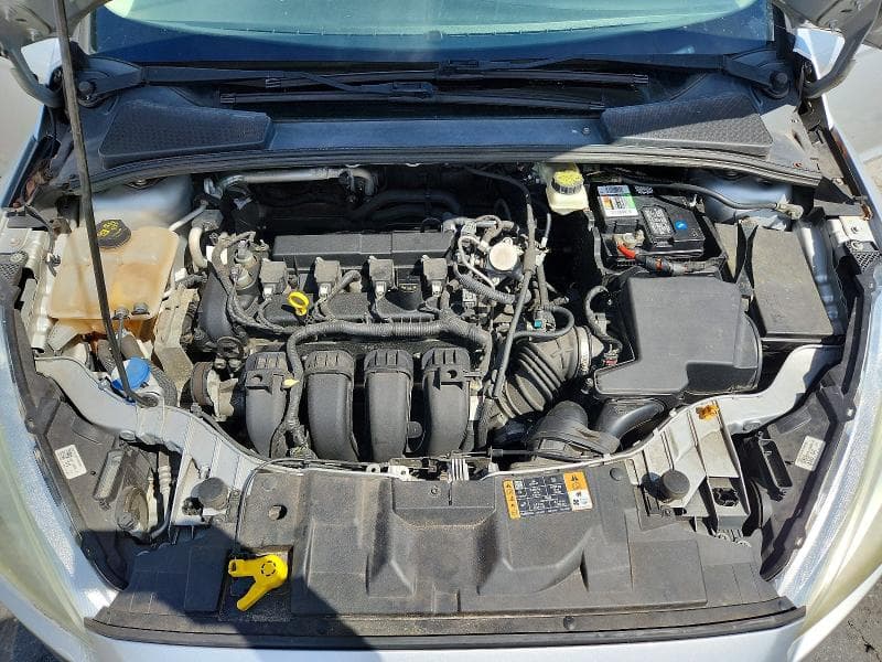 2017 FORD FOCUS SE 11