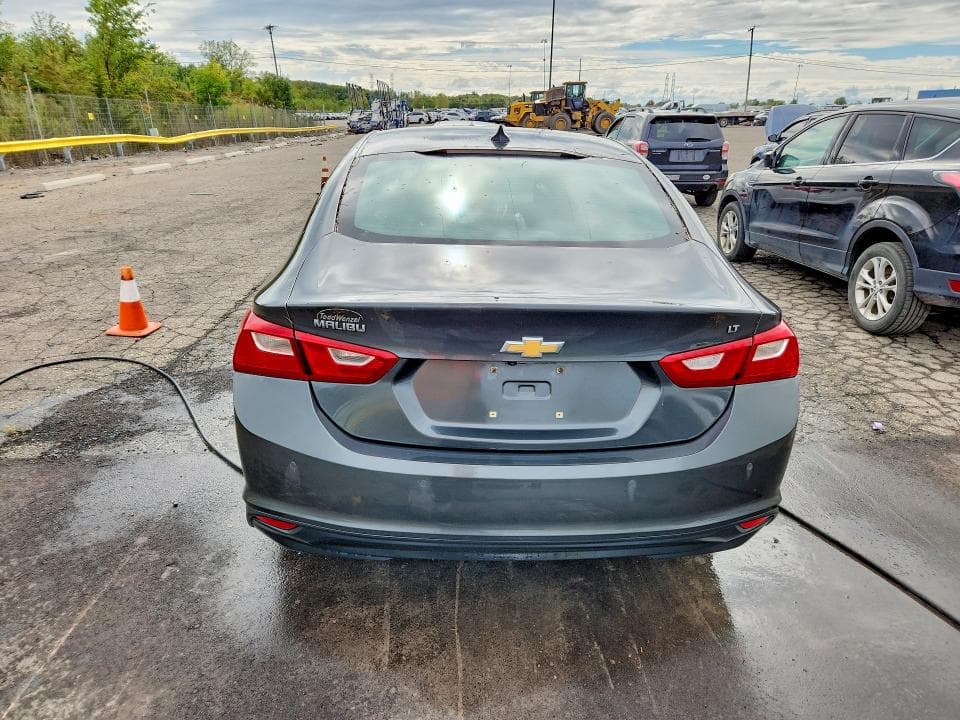 2017 CHEVROLET MALIBU LT 6