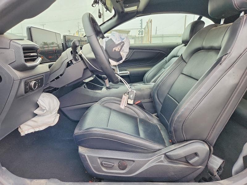 2026 FORD MUSTANG 7