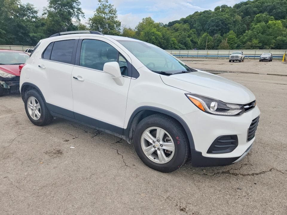 2020 CHEVROLET TRAX 1LT 4