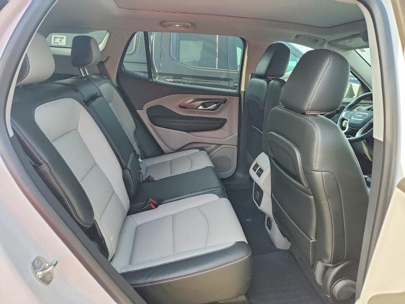 2022 GMC TERRAIN SLT 11
