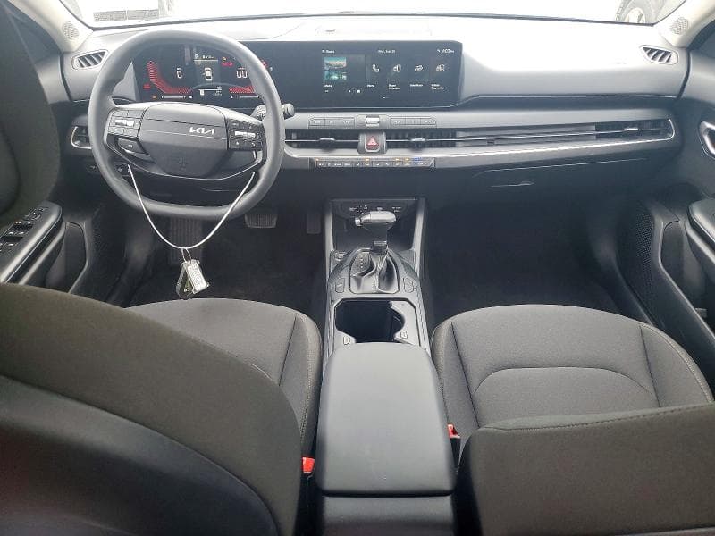 2026 KIA K4 LXS 8