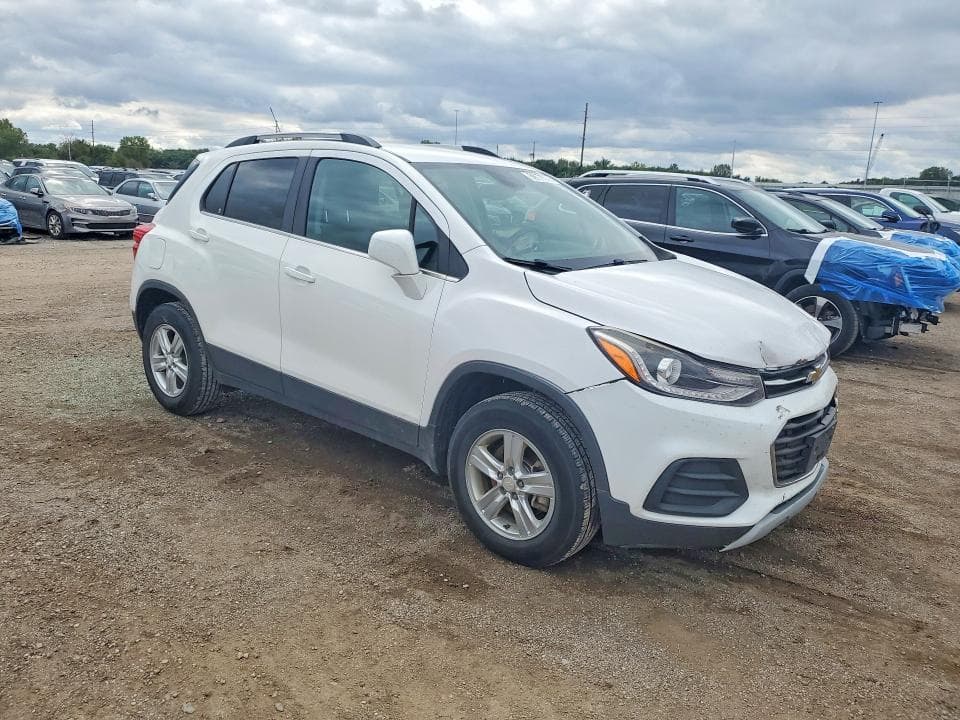 2018 CHEVROLET TRAX 1LT 4