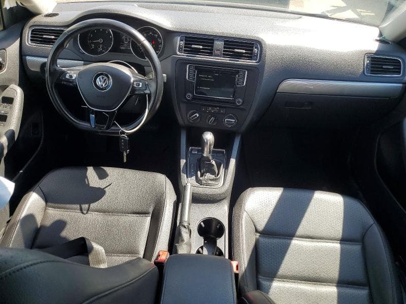 2017 VOLKSWAGEN JETTA SE 8