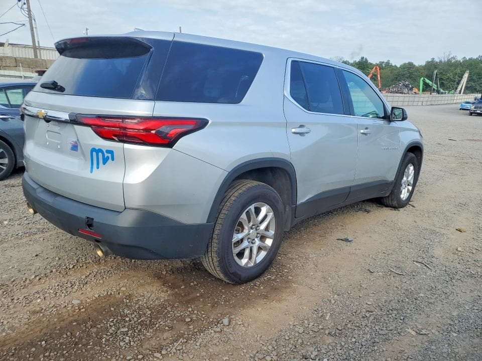 2022 CHEVROLET TRAVERSE LS 3