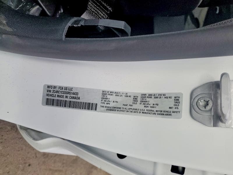 2025 CHRYSLER VOYAGER LX 13