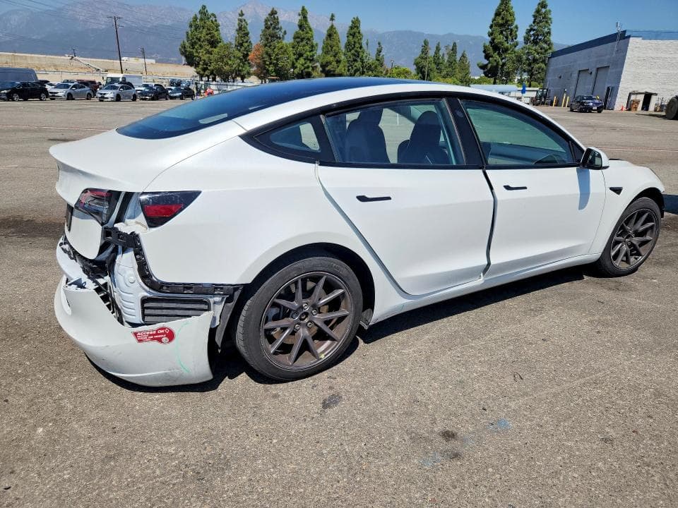 2023 TESLA MODEL 3 3
