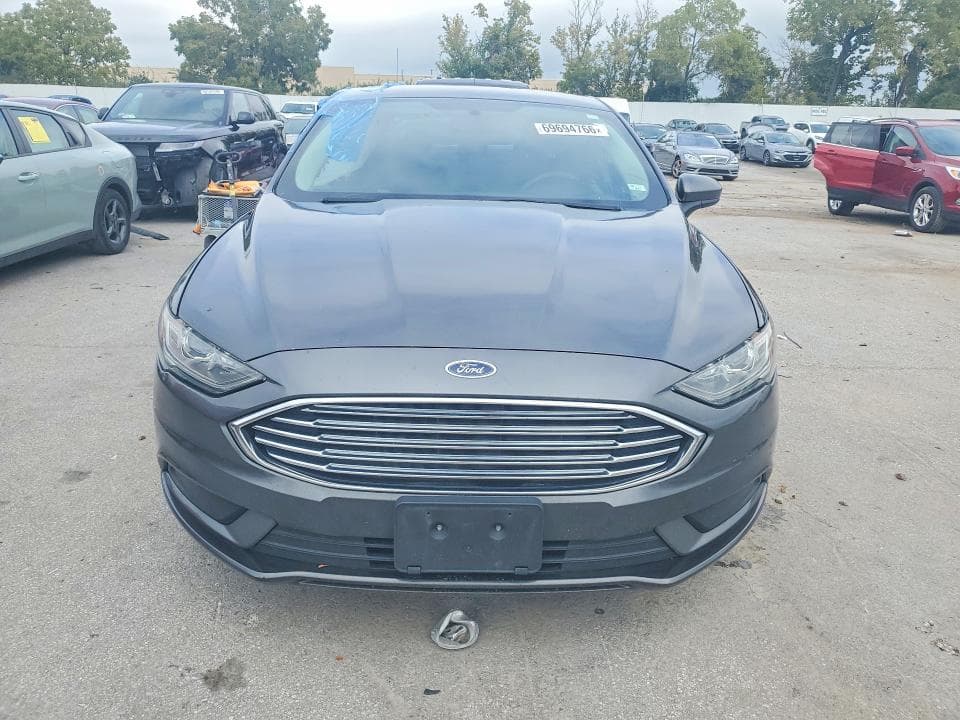 2017 FORD FUSION SE 5