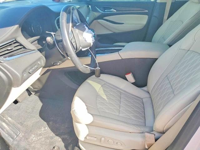 2023 BUICK ENCLAVE AVENIR 7