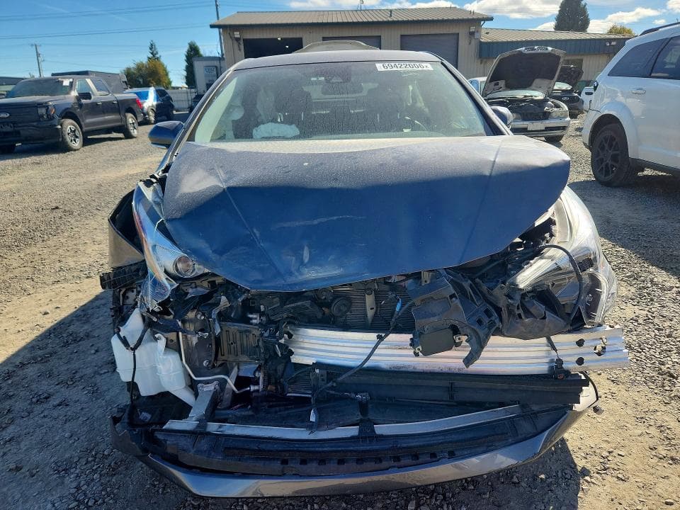 2017 TOYOTA PRIUS THREE TOURING 5