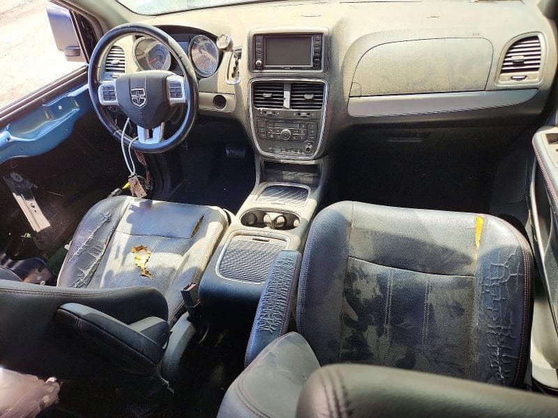 2017 DODGE GRAND CARAVAN GT 8