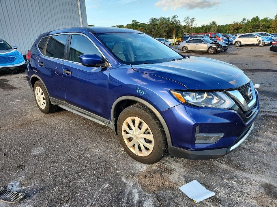 2017 NISSAN ROGUE S 4
