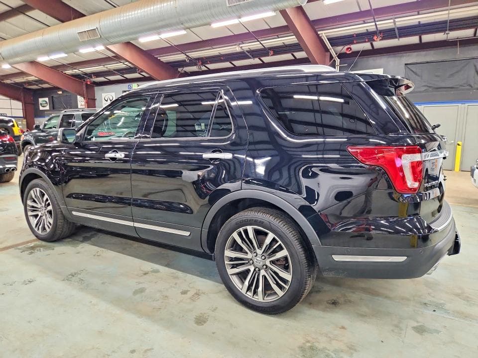 2018 FORD EXPLORER PLATINUM 2