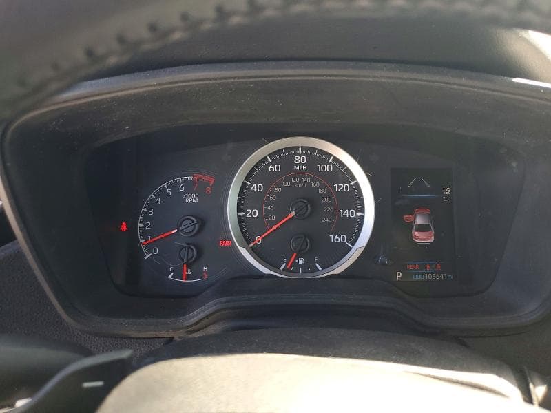 2020 TOYOTA COROLLA SE 9
