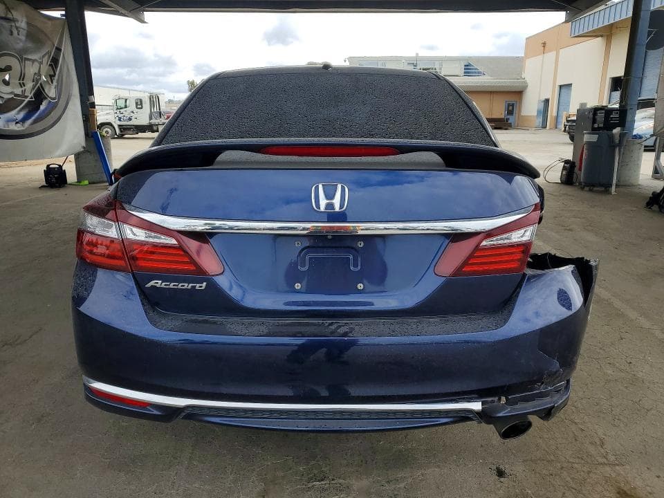 2017 HONDA ACCORD EX 6