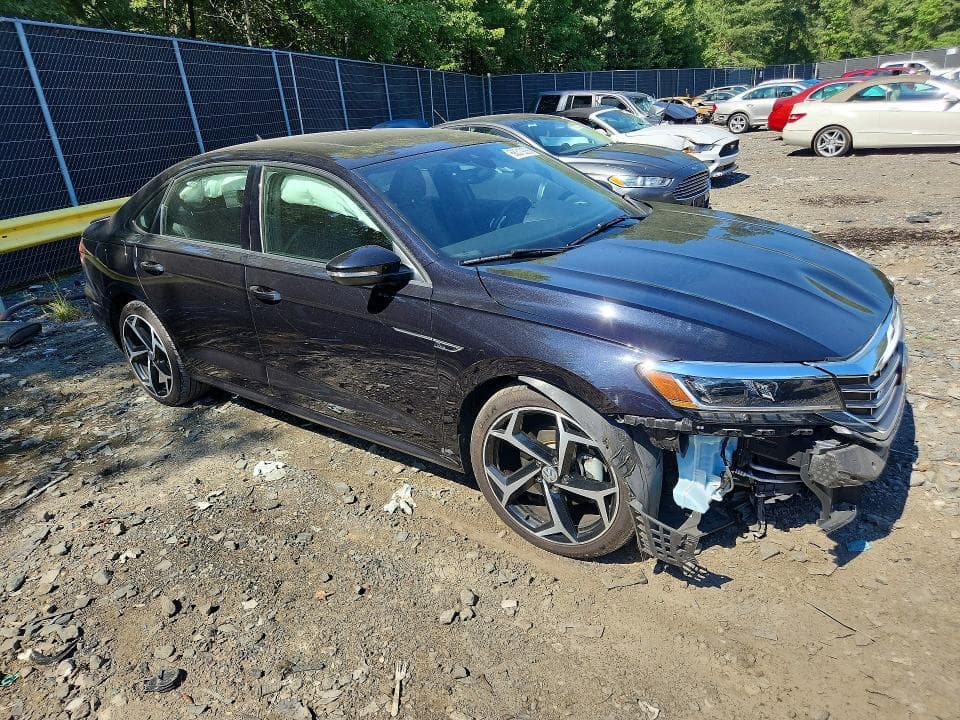 2021 VOLKSWAGEN PASSAT R-LINE 4