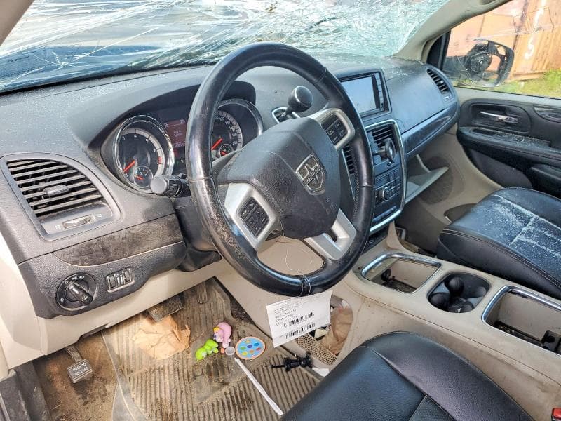 2017 DODGE GRAND CARAVAN CREW 8