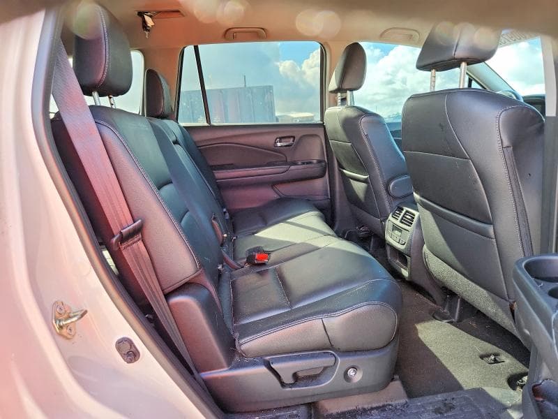 2017 HONDA PILOT EXL 11
