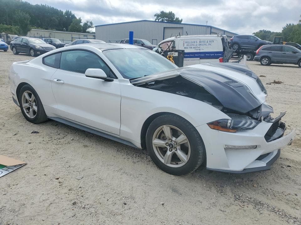 2019 FORD MUSTANG 4