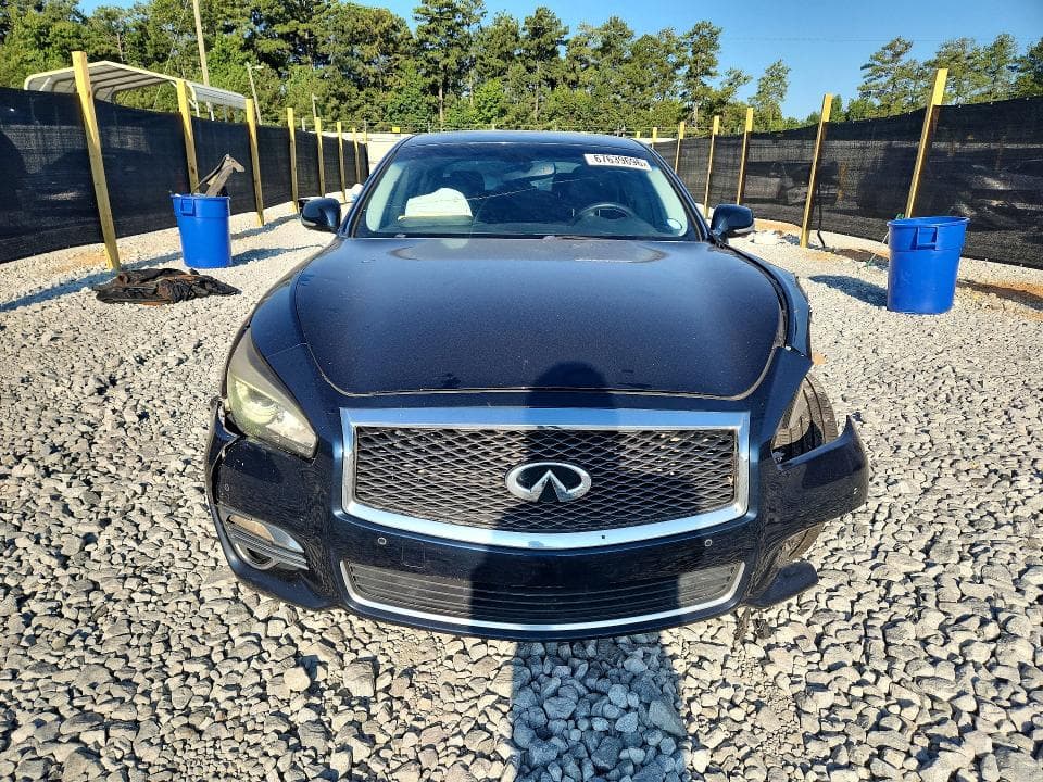 2018 INFINITI Q70 3.7 LUXE 5