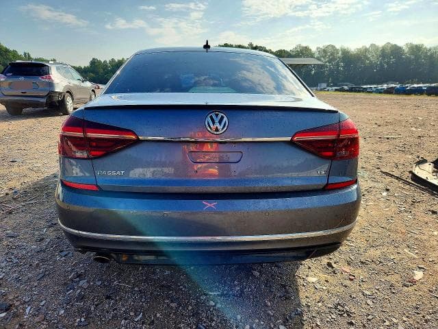 2019 VOLKSWAGEN PASSAT SE R-LINE 6