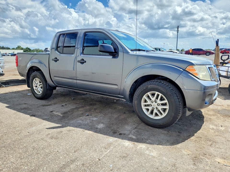 2017 NISSAN FRONTIER SV 4